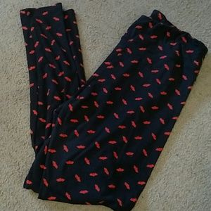 Bat TC Lularoe Leggings